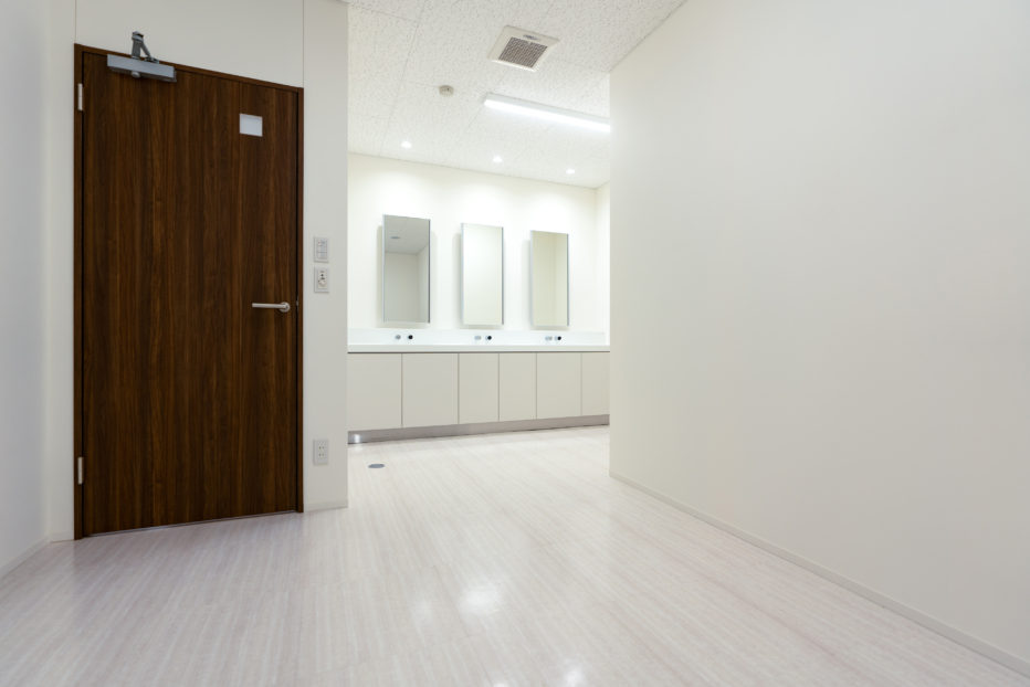 AKIM 女子更衣室